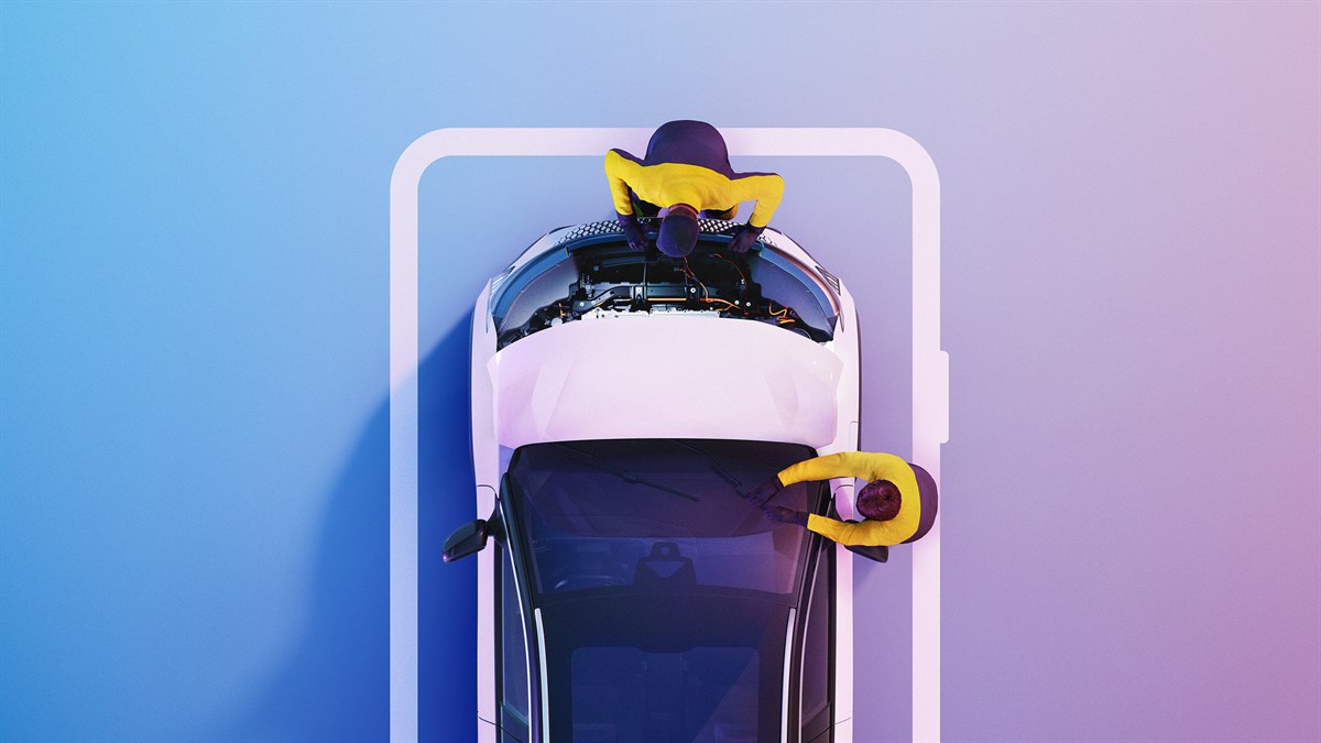 Renault Service Mécanique - Un homme barbu sourit