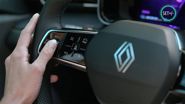 le régulateur de vitesse - R4 E-Tech électrique - Renault