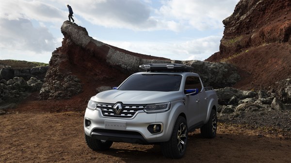 Renault ALASKAN Concept - paysage désertique