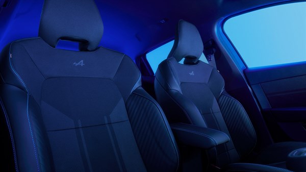 Renault Clio full hybrid E-Tech - revêtements de selleries, portières et planche de bord