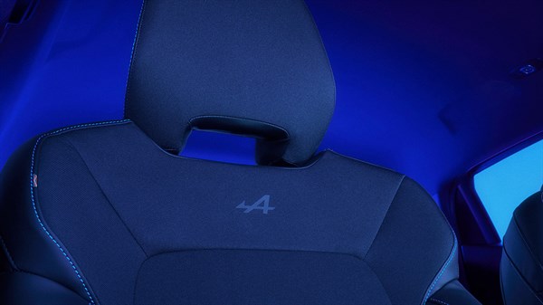 Renault Clio full hybrid E-Tech - selleries