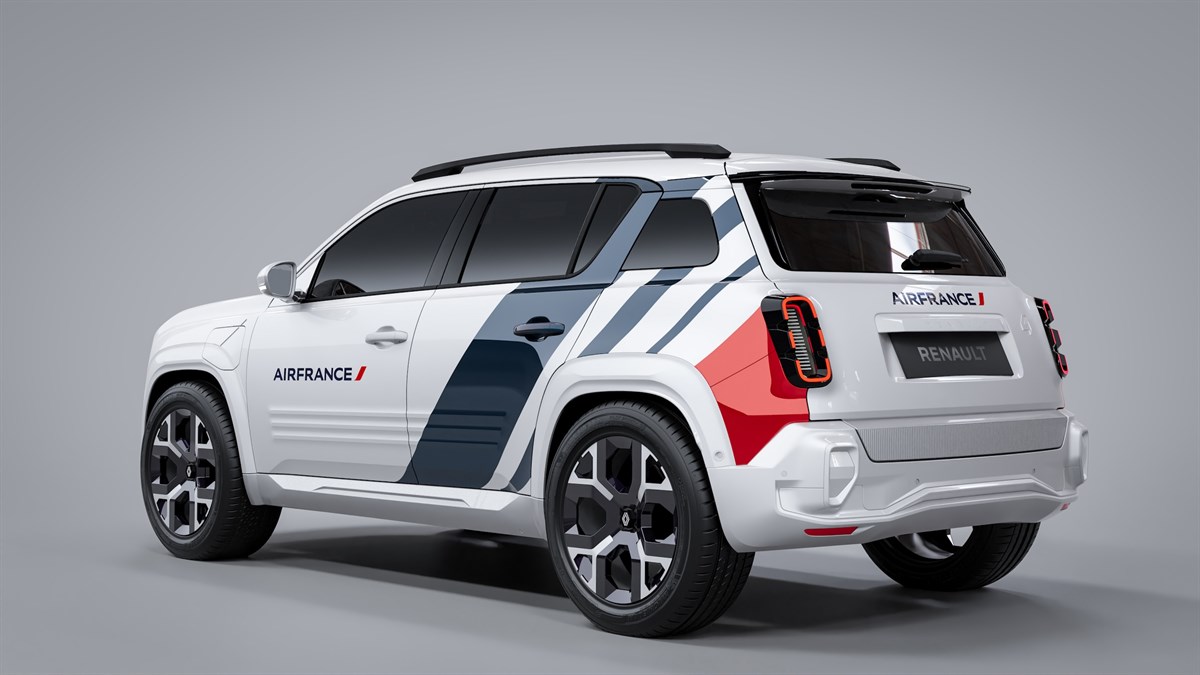 Air France - 4TROOP - Renault 4 E-Tech électrique
