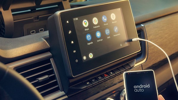 écran multimédia 8" avec réplication smartphone - Renault Trafic Van
